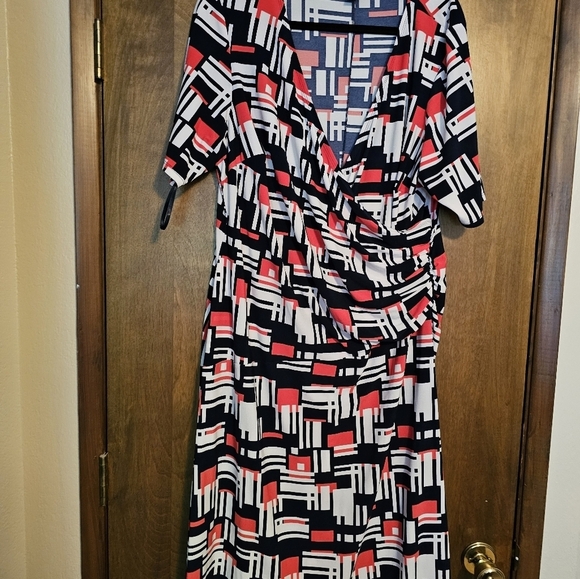Jones Studio Dresses & Skirts - Gently Loved Jones Studio Woman's Dress 👗